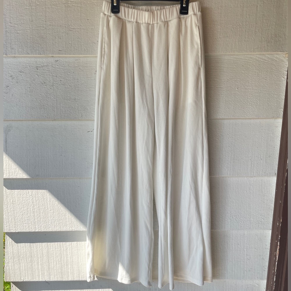 White flowy pants